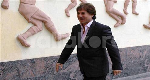 ثروت سويلم لـ"يلا كورة": مصر ستتقدم بطلب لاستضافة كأس الأمم.. ومُصرّين على استكمال الدوري